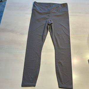 Athleta Elation 7/8 Tight gray size M